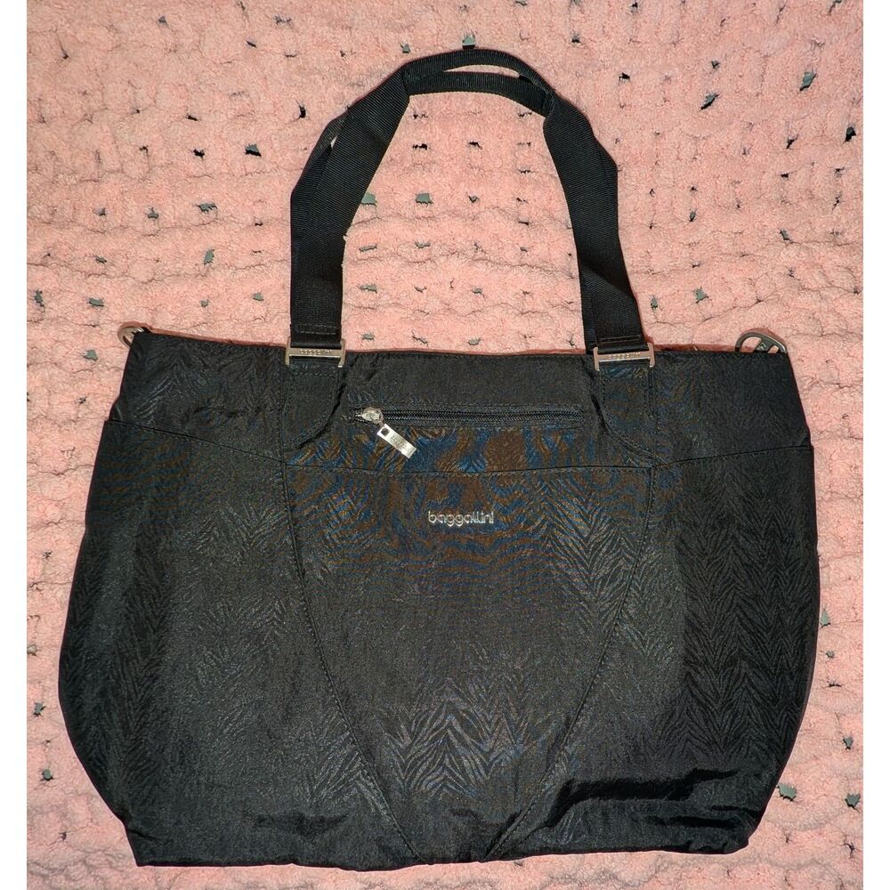 Baggallini Avenue Tote Travel Laptop Bag Black Phone Pocket Shoulder Business